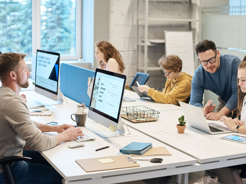 Illustration für Datenanalyse mit Tabellen und Diagrammen